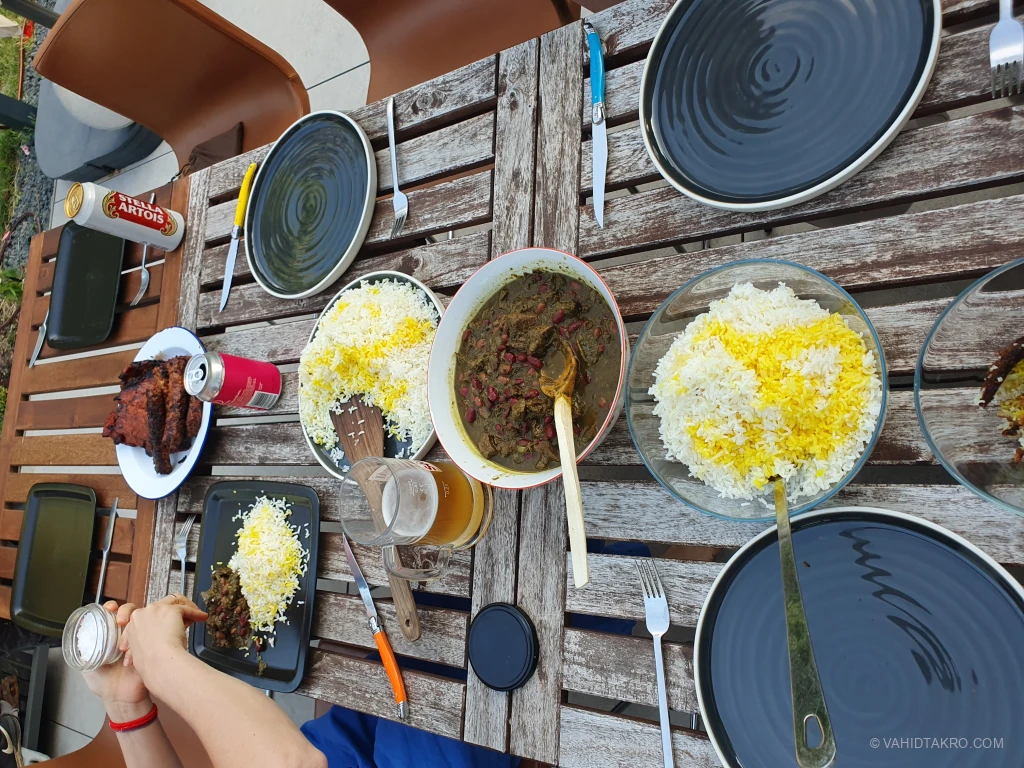 ghormeh-sabzi-in-budapest-vahidtakro-01.webp