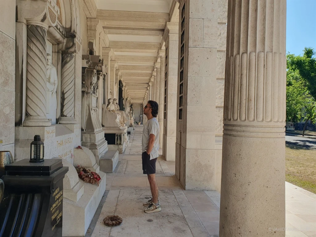 arcades-crypts-fiumei-road-cemetery-vahidtakro-1.webp